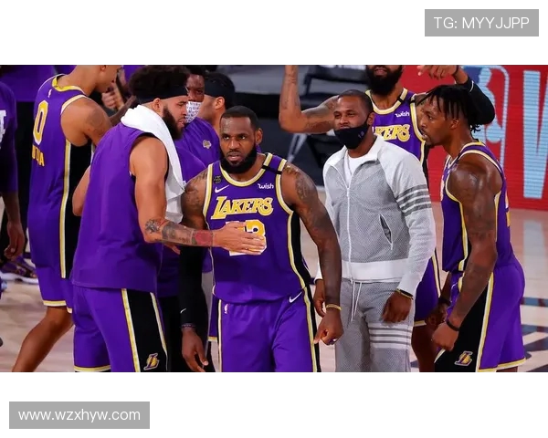 快船强势迎战湖人巅峰对决掀起洛杉矶篮球荣誉之战